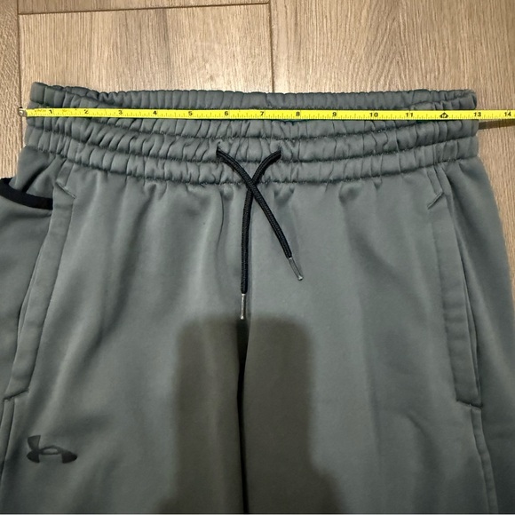Under Armour Black and Gray Armour Fleece Men’s Pants - Set of 3 - Picture 6 of 15